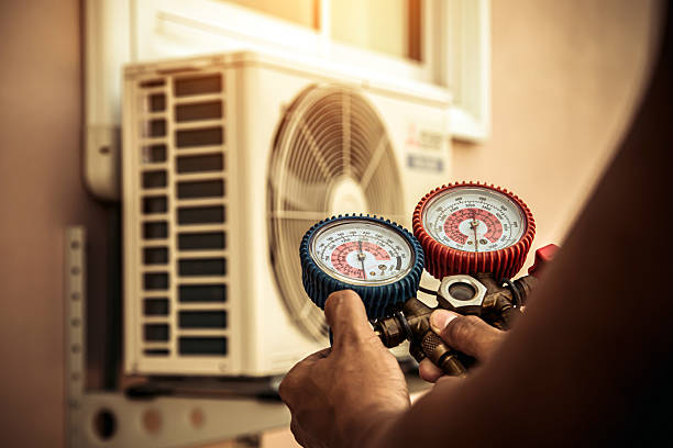 Professional Hvac technician working in New Richmond, WI